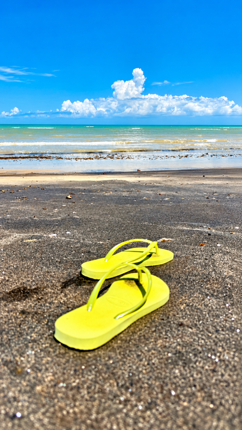 Praia da Areia Preta — foto 5